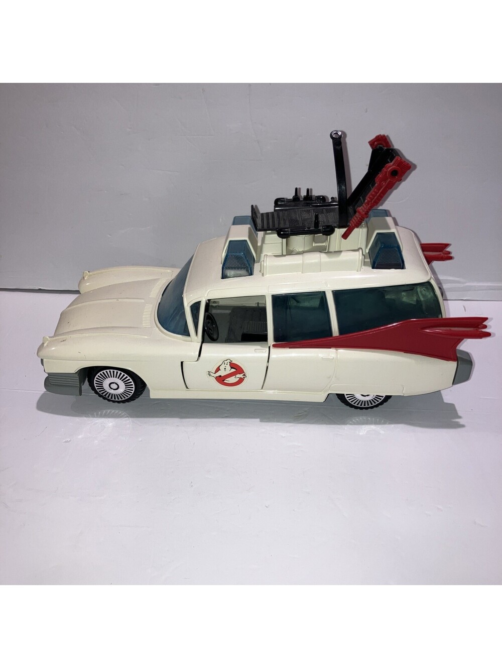 Vintage 1984 The Real Ghostbusters Ecto-1 Vehicle Kenner “LOOK”